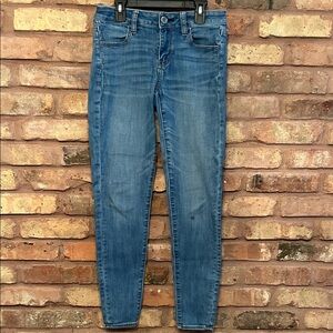 American Eagle Outfitters Blue Ne(x)t Level Stretch Jegging - GUC size 4 Reg
